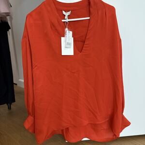 Joie Women’s Blouse Large Red Silk V-Neck Long Sleeve Hi-Low Hem NWT